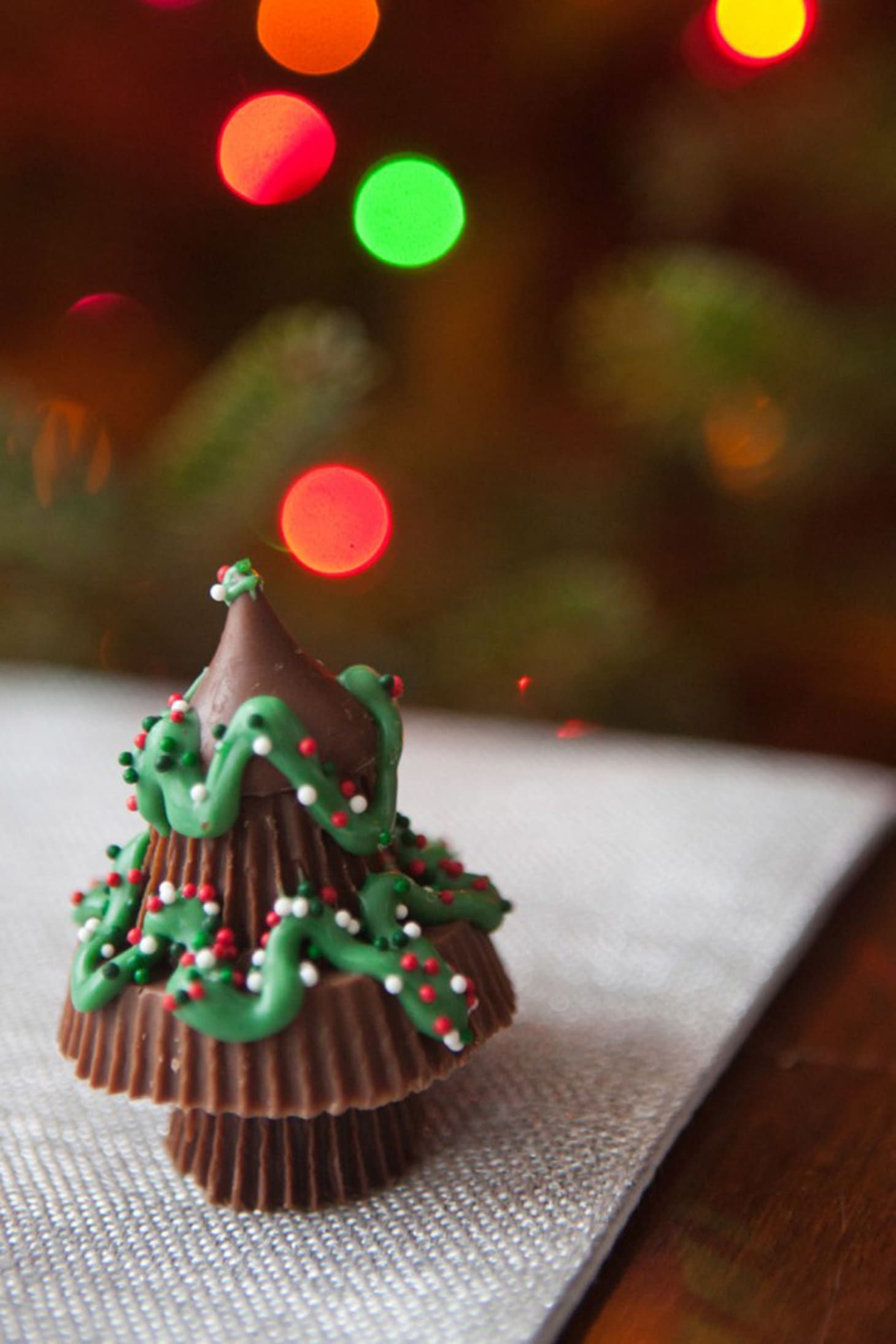 10 Ways To Create A Food-Themed Christmas Tree