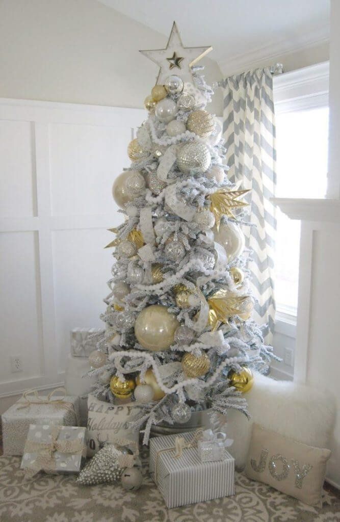 10 Ways To Style A Gold, Silver, White Christmas Tree