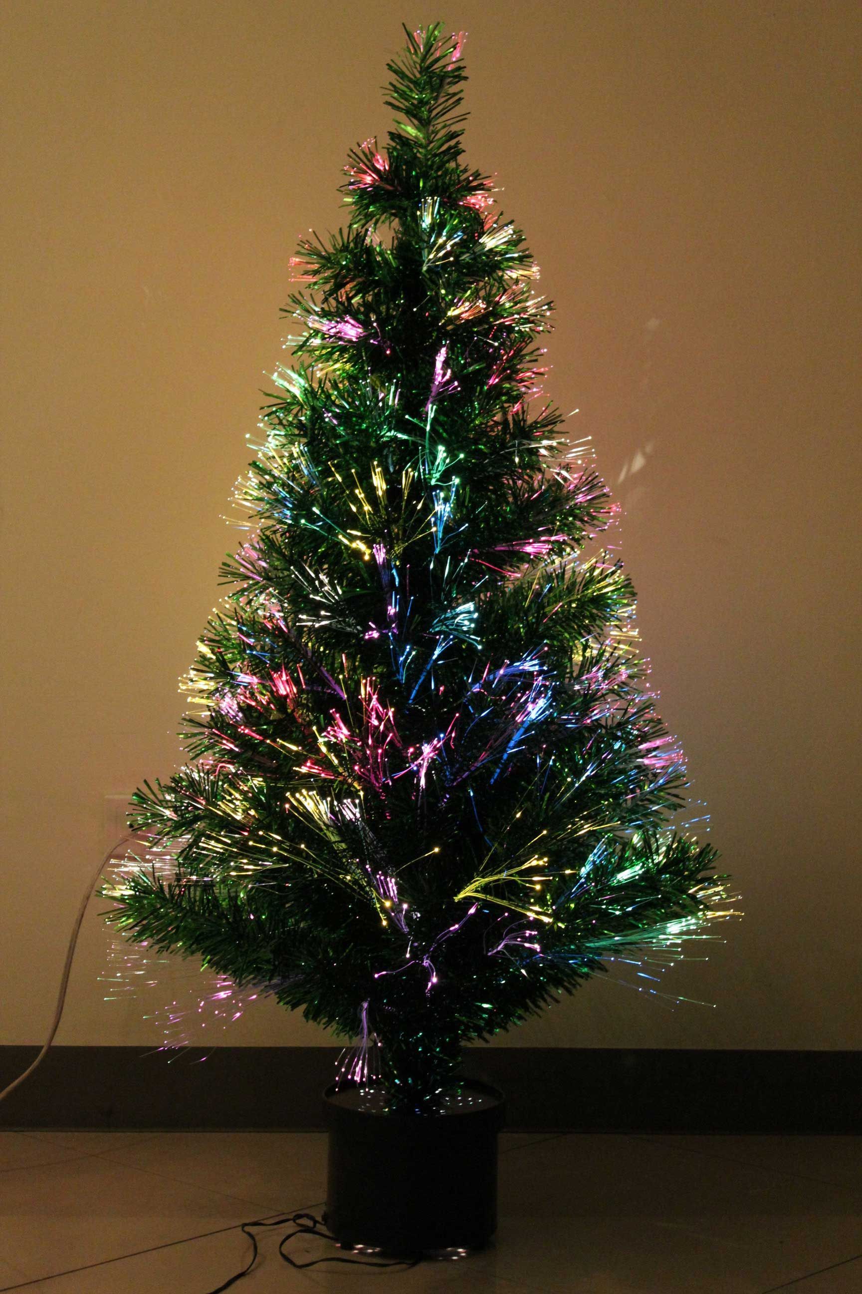 Fibre Optic Christmas Tree Decorating Ideas