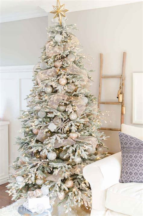 White Wooden Christmas Tree Decoration Ideas Photos