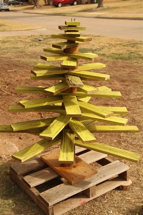 Wood Christmas tree alternatives