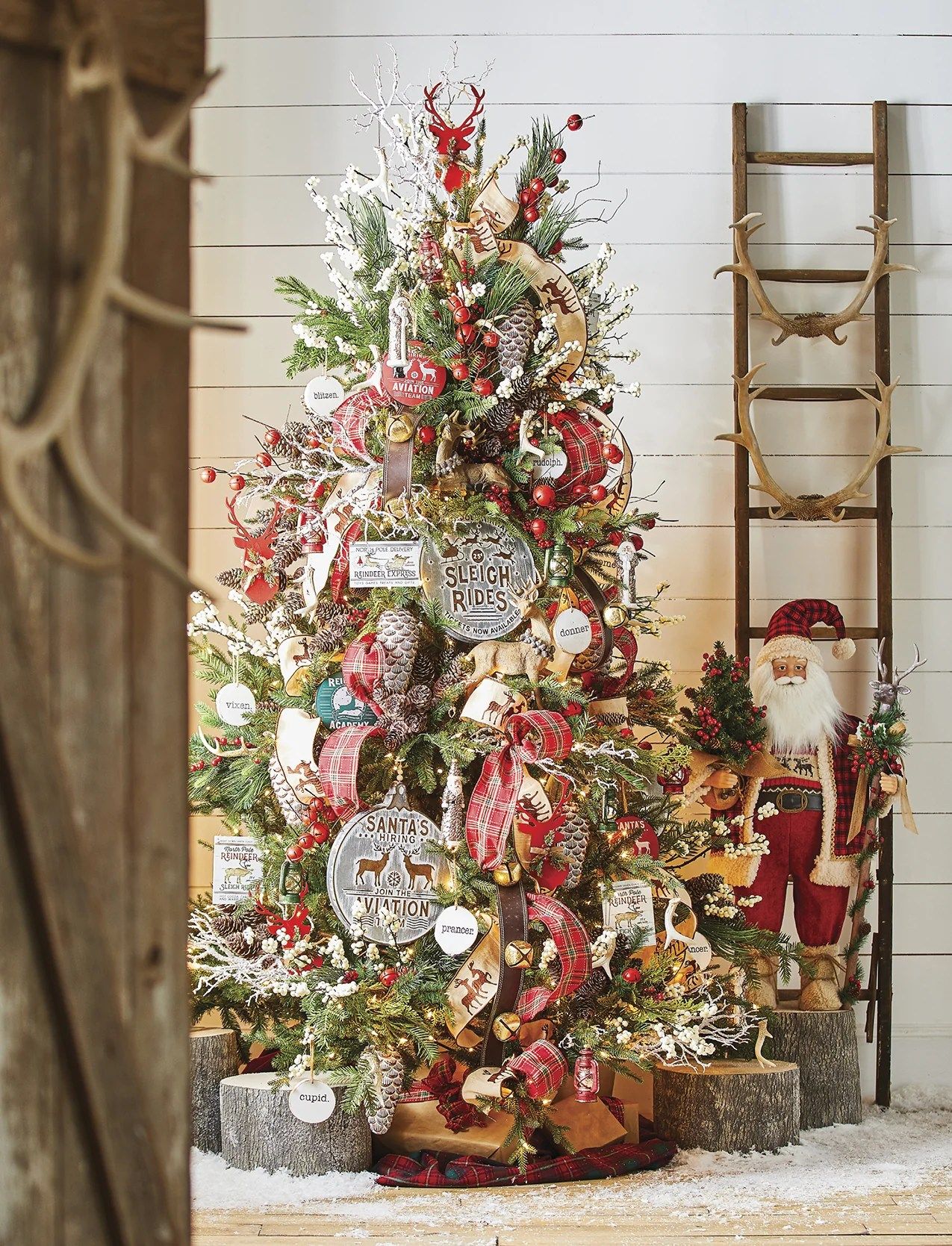 2021 Christmas Tree Trends To Know This Season