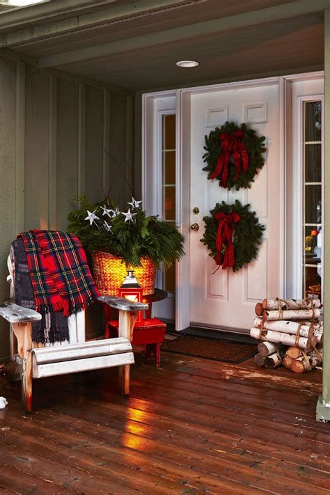 Christmas Decor Ideas for Outdoor Spaces