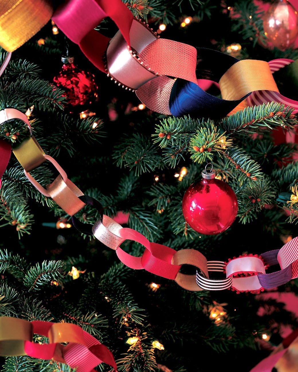 Christmas Tree Ribbon Garland Ideas for Kids