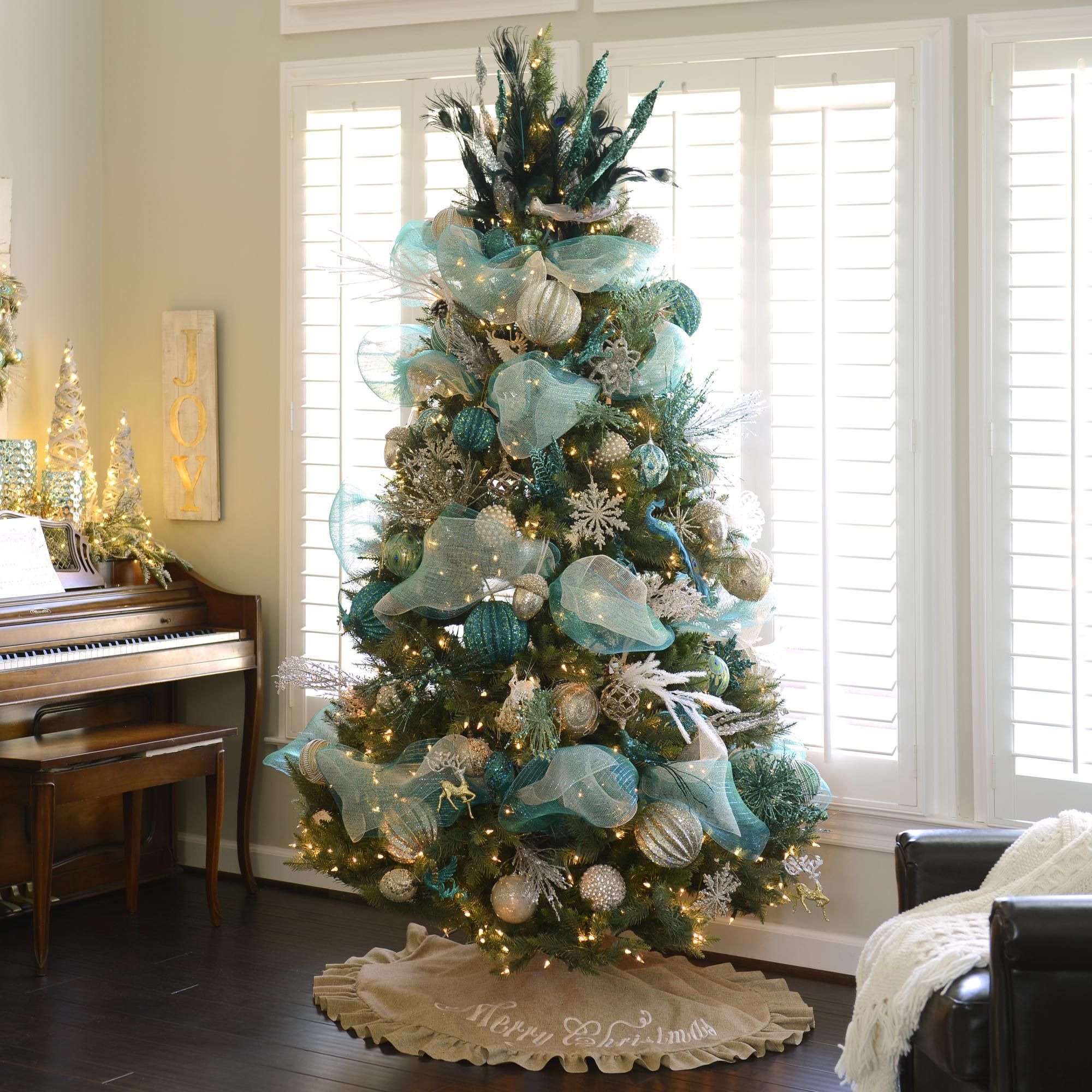 Glamorous Glitz Christmas Tree Decorating Ideas