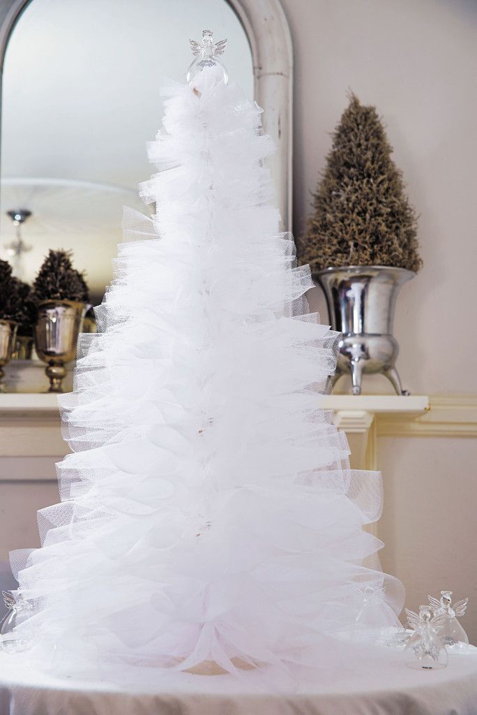 Tulle Christmas tree photos