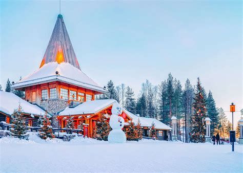 5 Festive Christmas Holiday Packages To Book Now