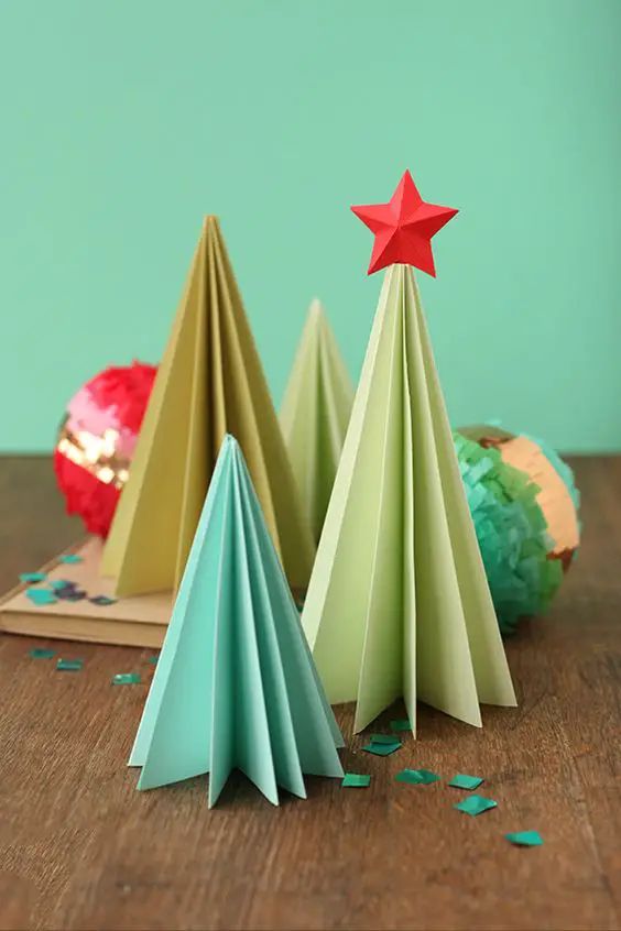 5 Simple Origami Christmas Tree Decorations