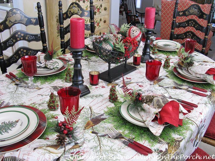 5 Ways To Use Spode Table Linens For A Christmas Tree