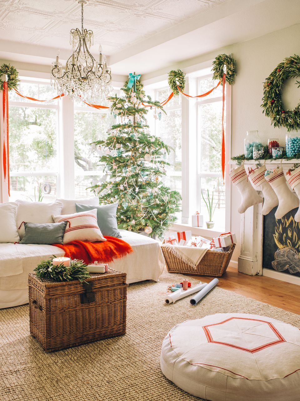 7 Ways To Create A Holiday Living Christmas Decor