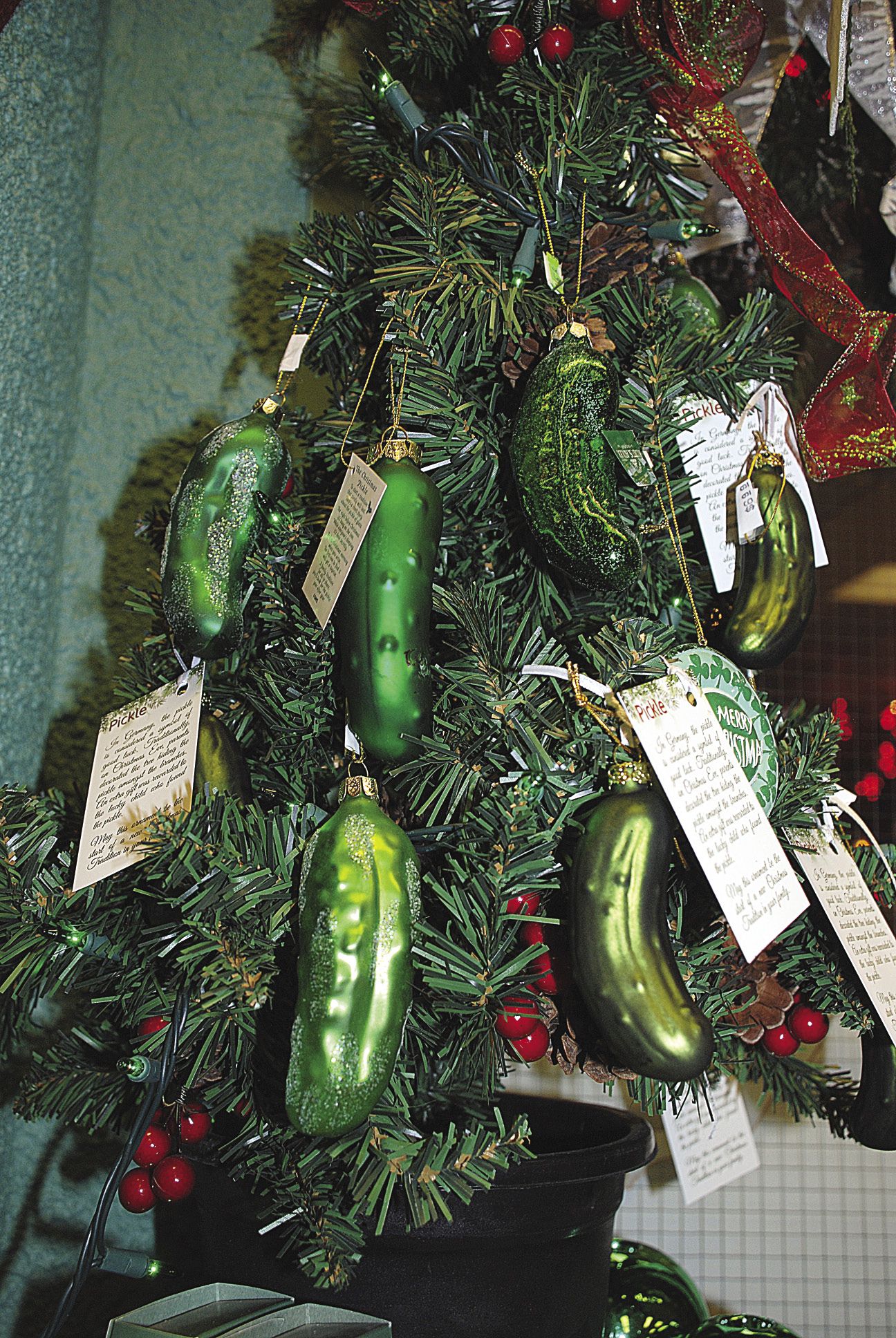 7 Weird Ways Pickles Ended Up On Christmas Trees