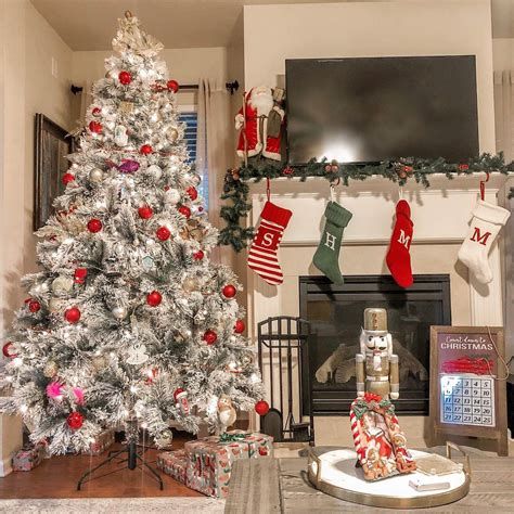 8 Foot Christmas Tree Decorating Ideas