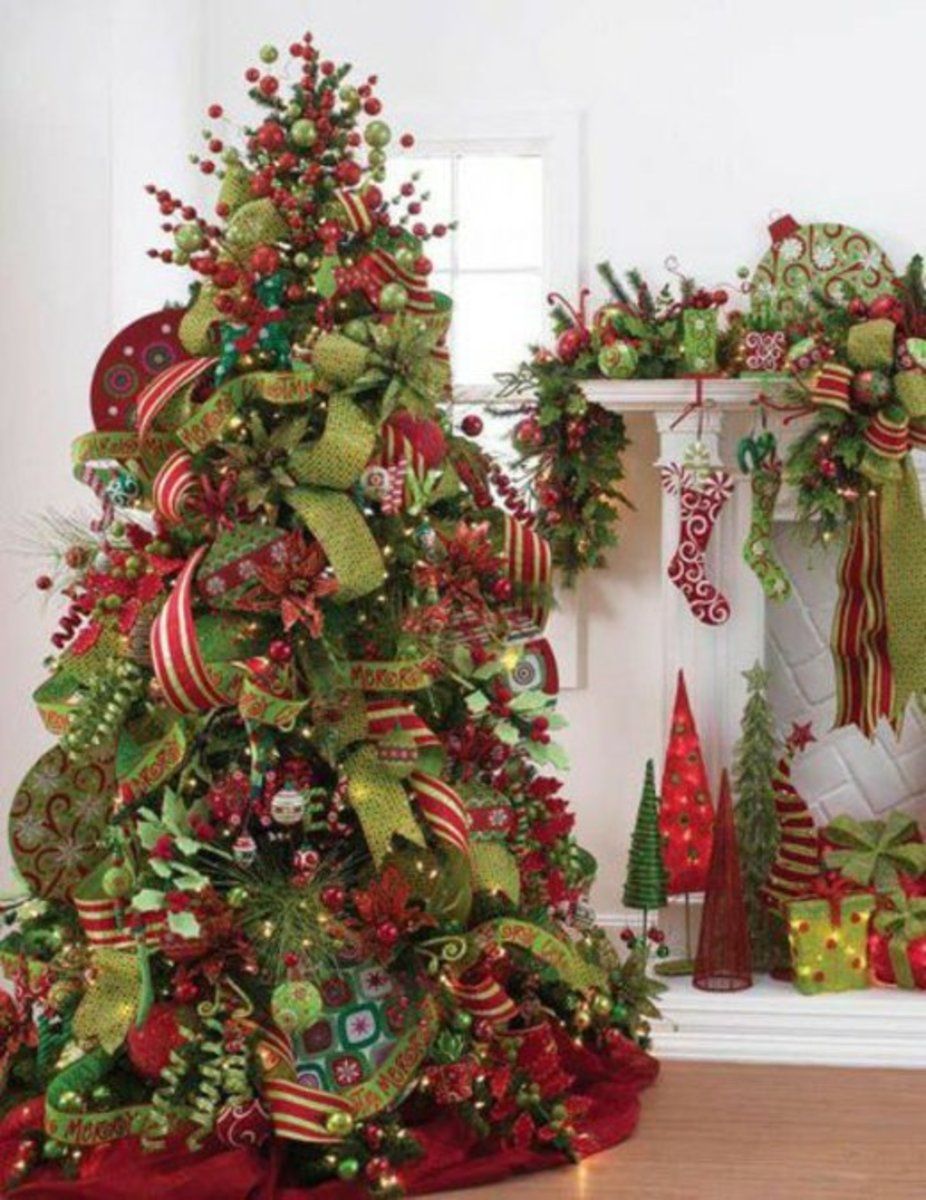 Best Ribbon Bow Christmas Tree Designs