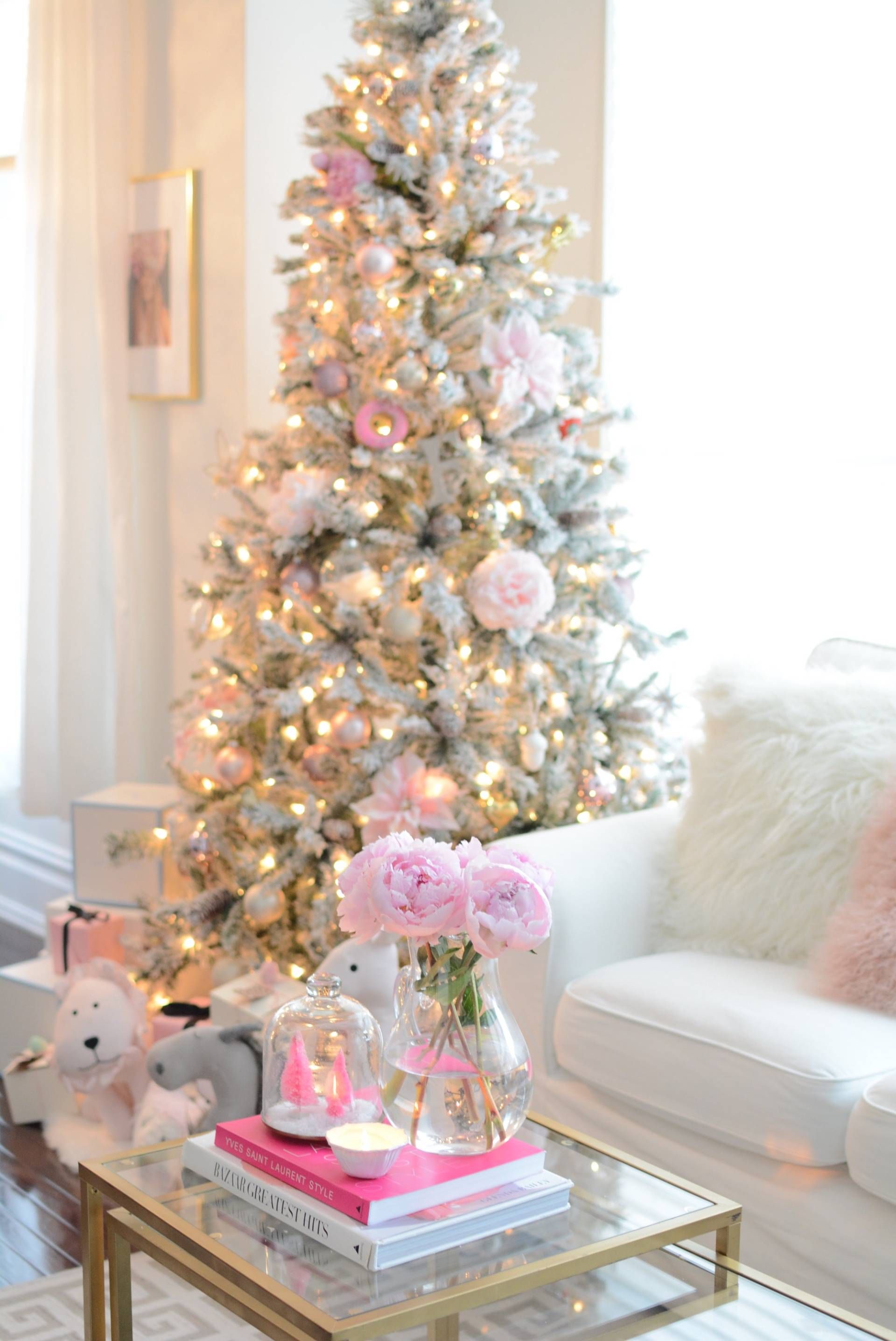 At Home Pink Christmas Tree Decorating Ideas