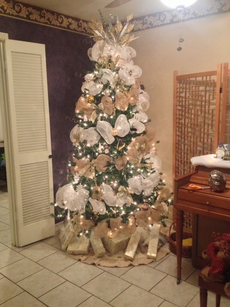 Burlap Christmas Tree Ideas