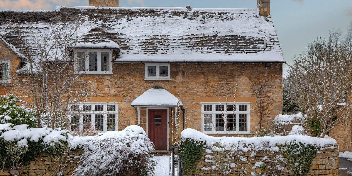 Christmas holiday cottages in UK