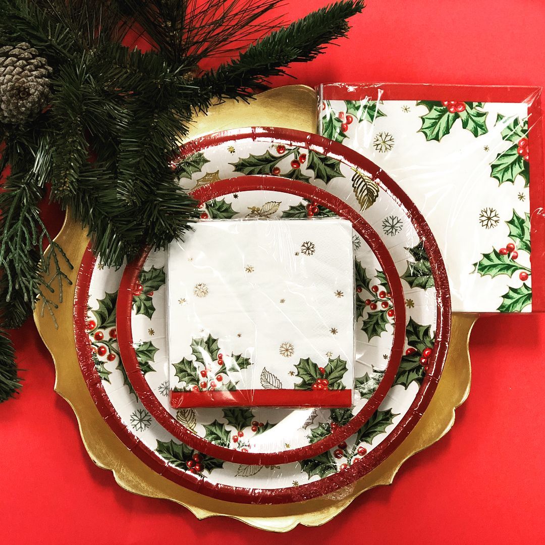 Christmas-themed Plates and Utensils