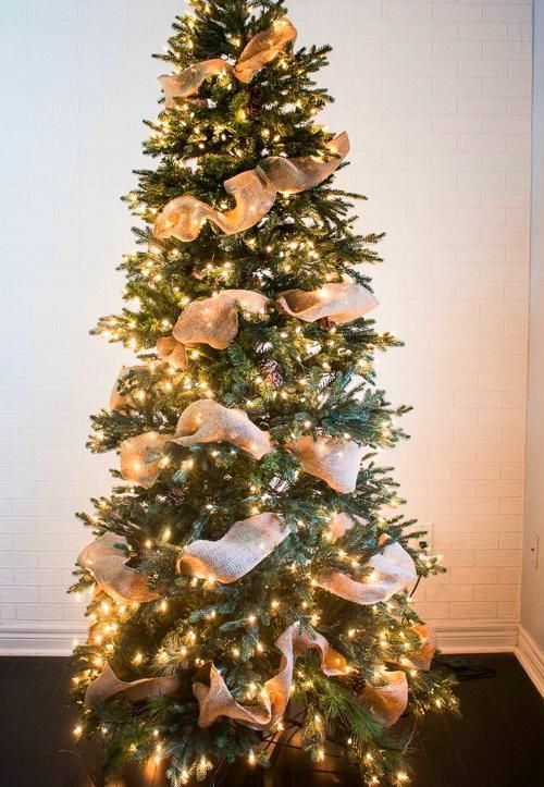 Christmas Tree Gold Ribbon Pompom Garland