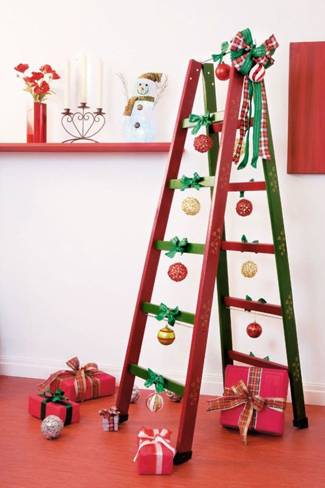 Christmas Tree Ladder Decoration Ideas with Ornaments