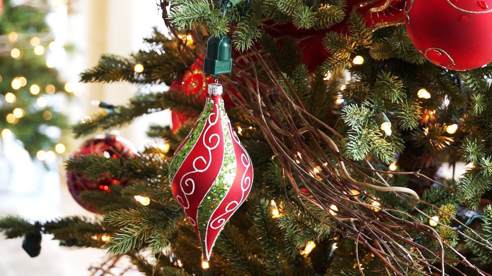 Christmas Tree Spinners As Ornaments And Decorations