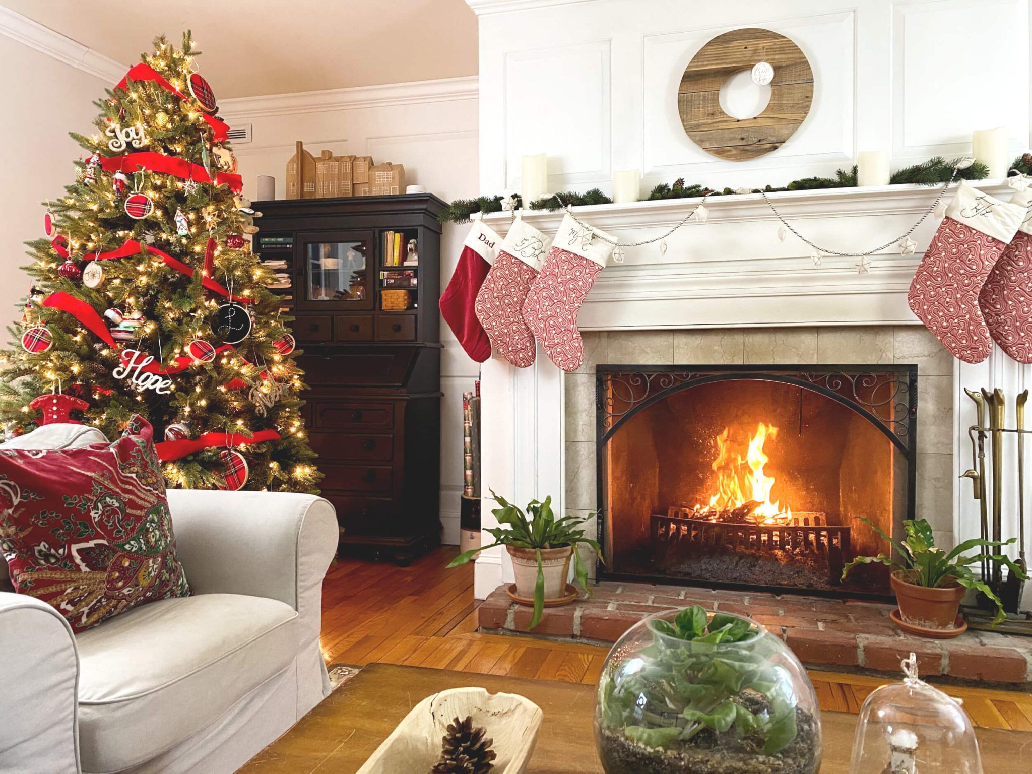 Cozying Up: Fireplace And Christmas Tree Decorating Ideas