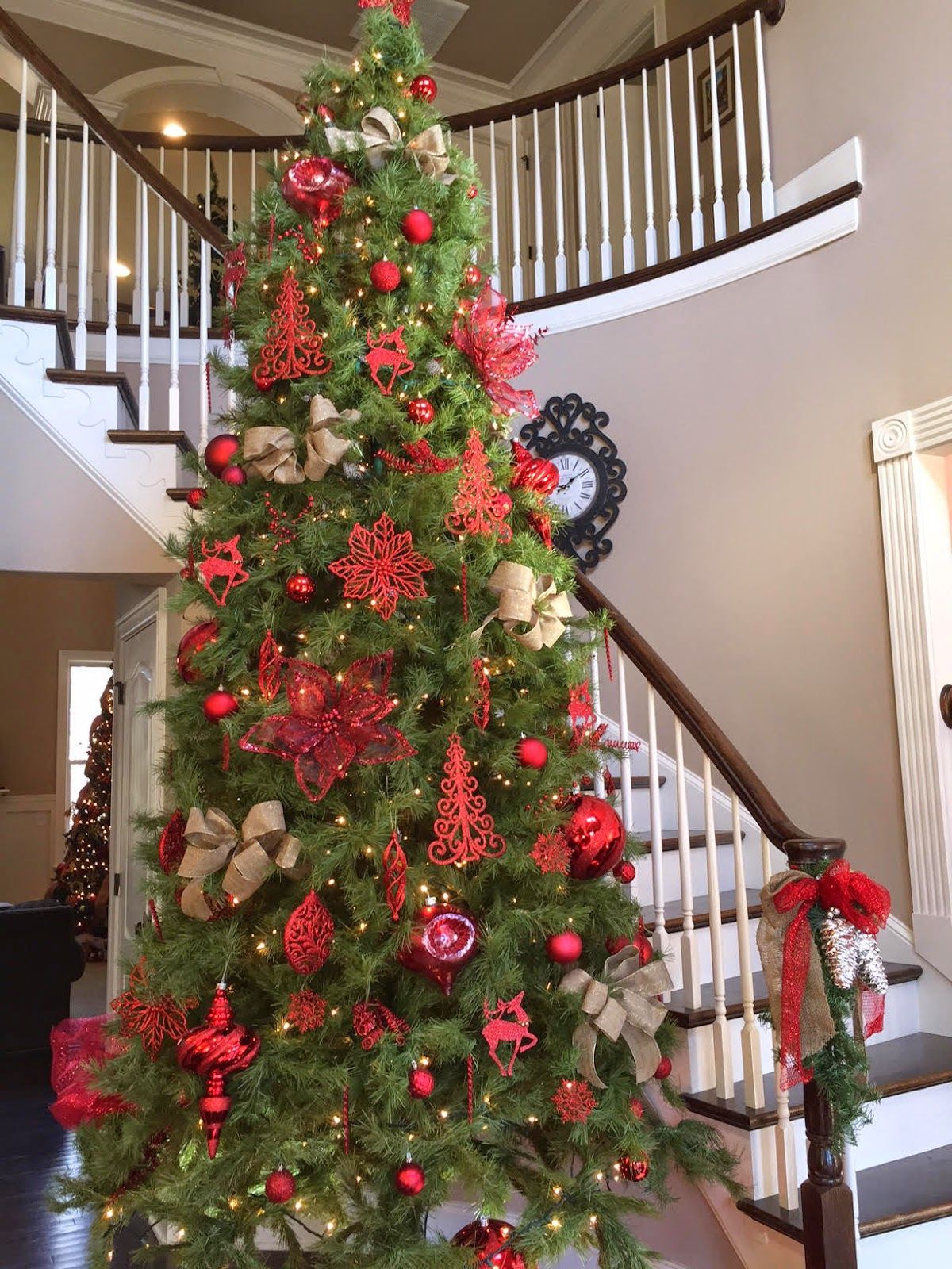 DIY Red Christmas Tree