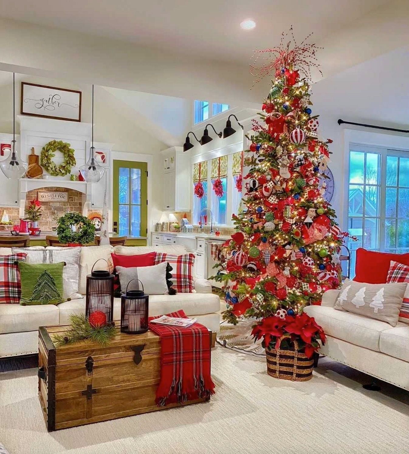 Festive Christmas Tree Decorating Ideas For The Holidays