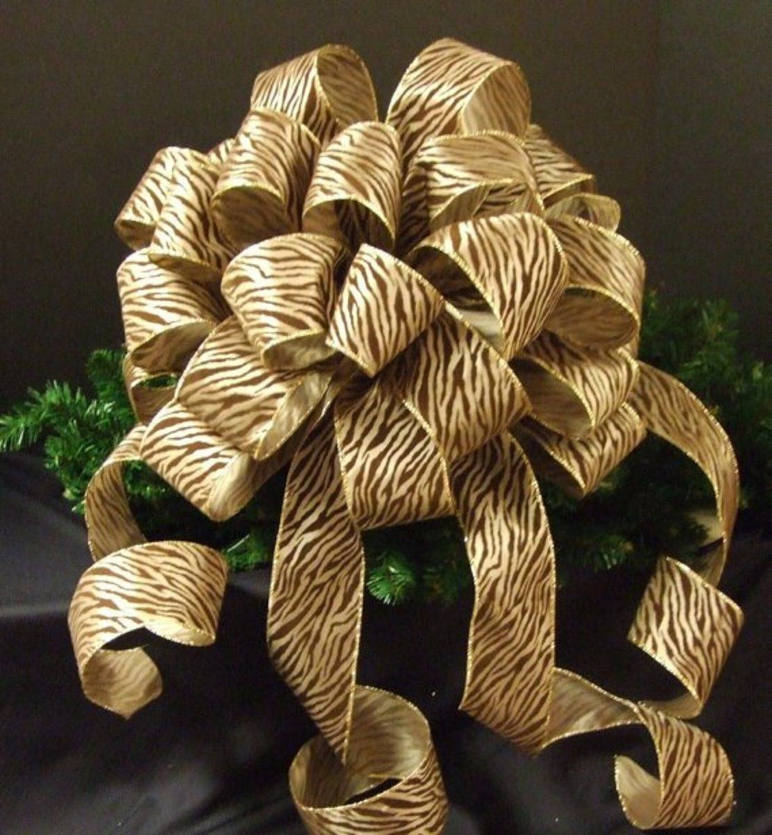 Finished Ribbon Bow Christmas Tree