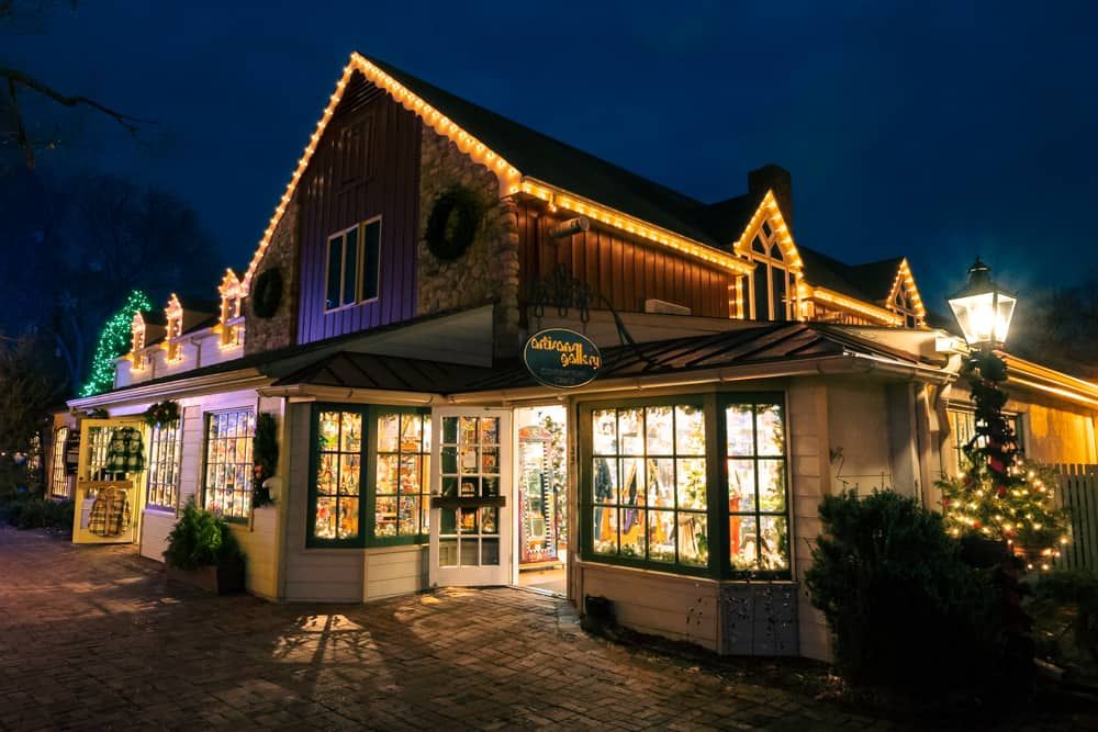 Holiday Shopping at Peddler's Village