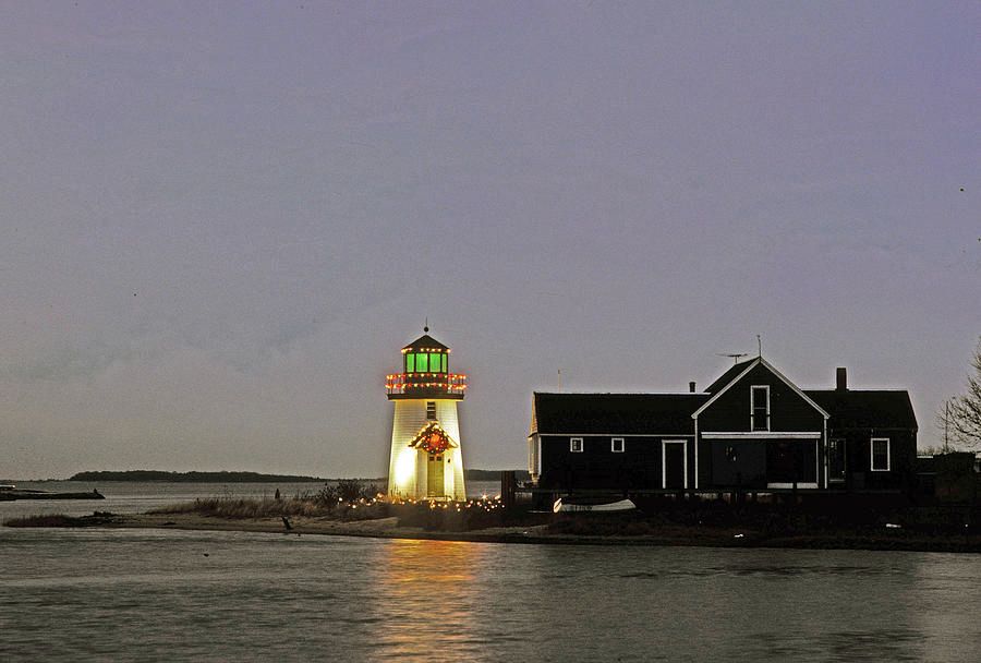 Hyannis Christmas by the Sea