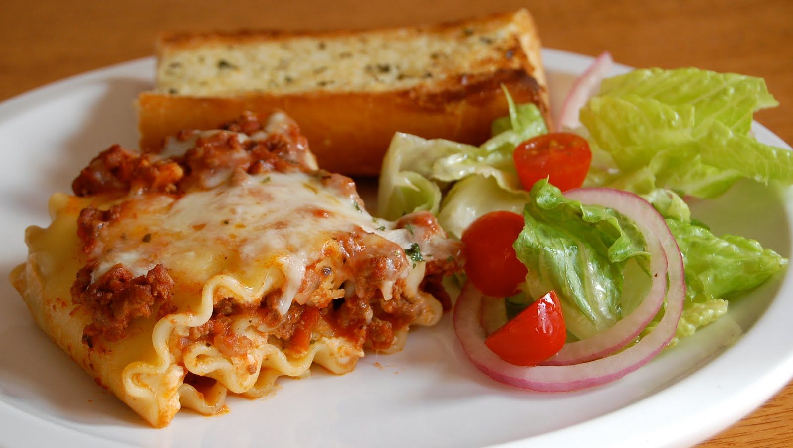 Lasagna with Garlic Bread and Salad