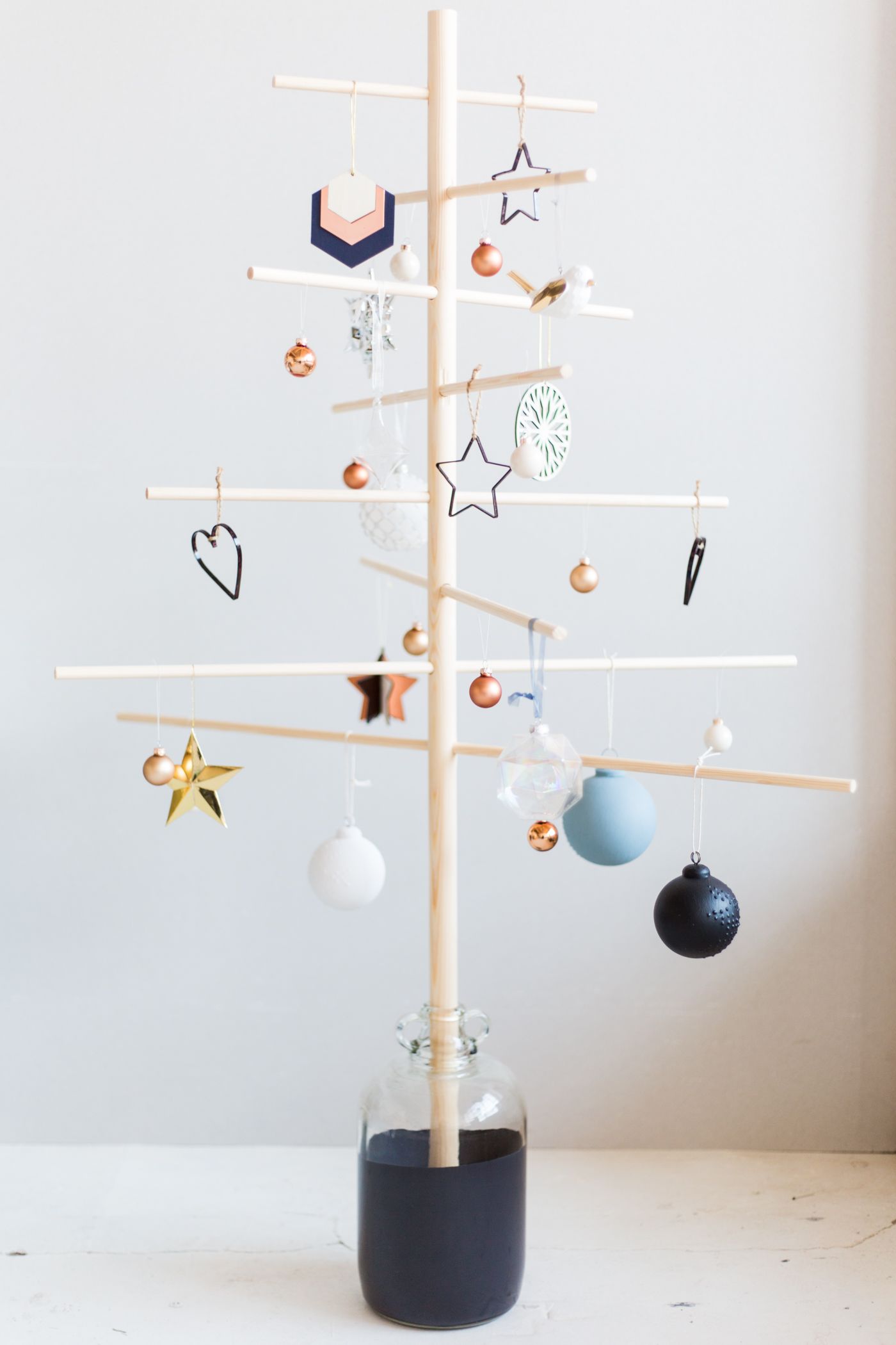 Minimalist Fall Christmas Tree