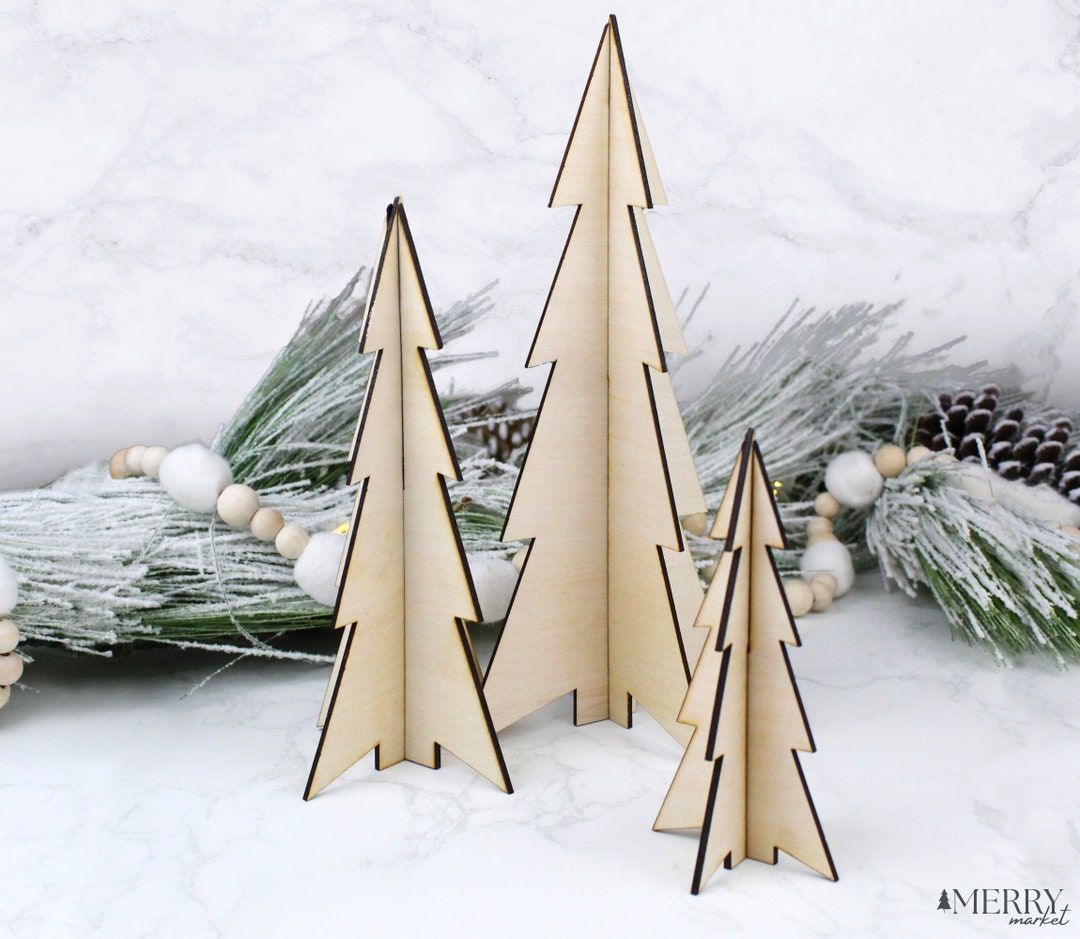 Minimalist Wooden Christmas Tree Pattern