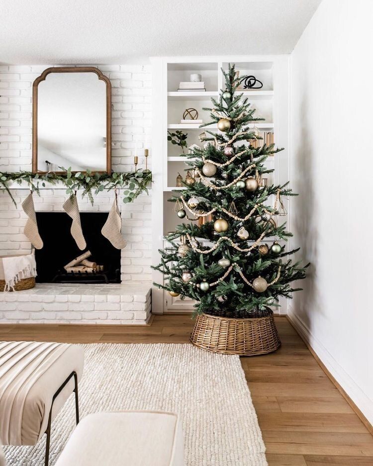 Modern Minimalism Christmas Outdoor Decor