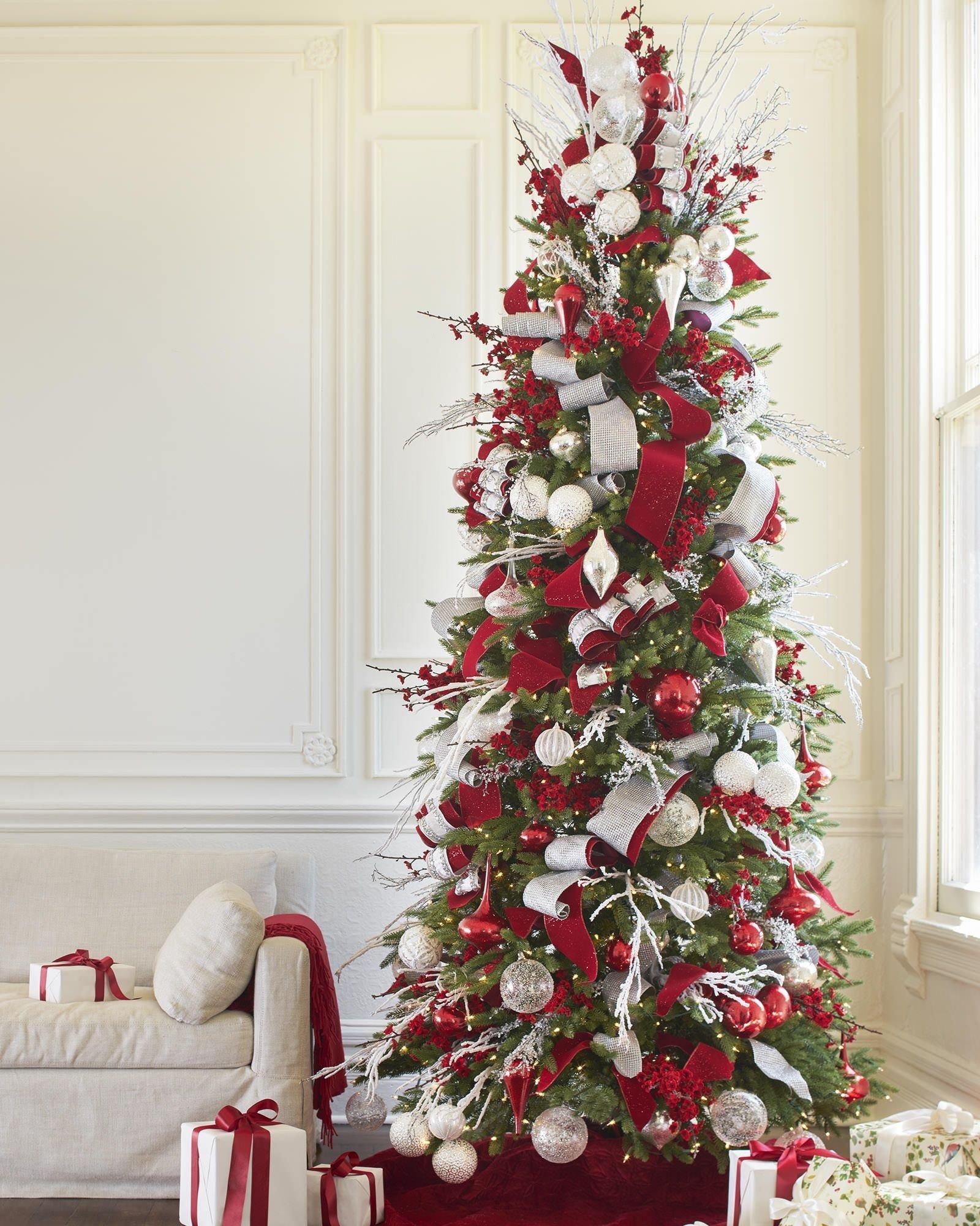 Red and White Christmas Tree