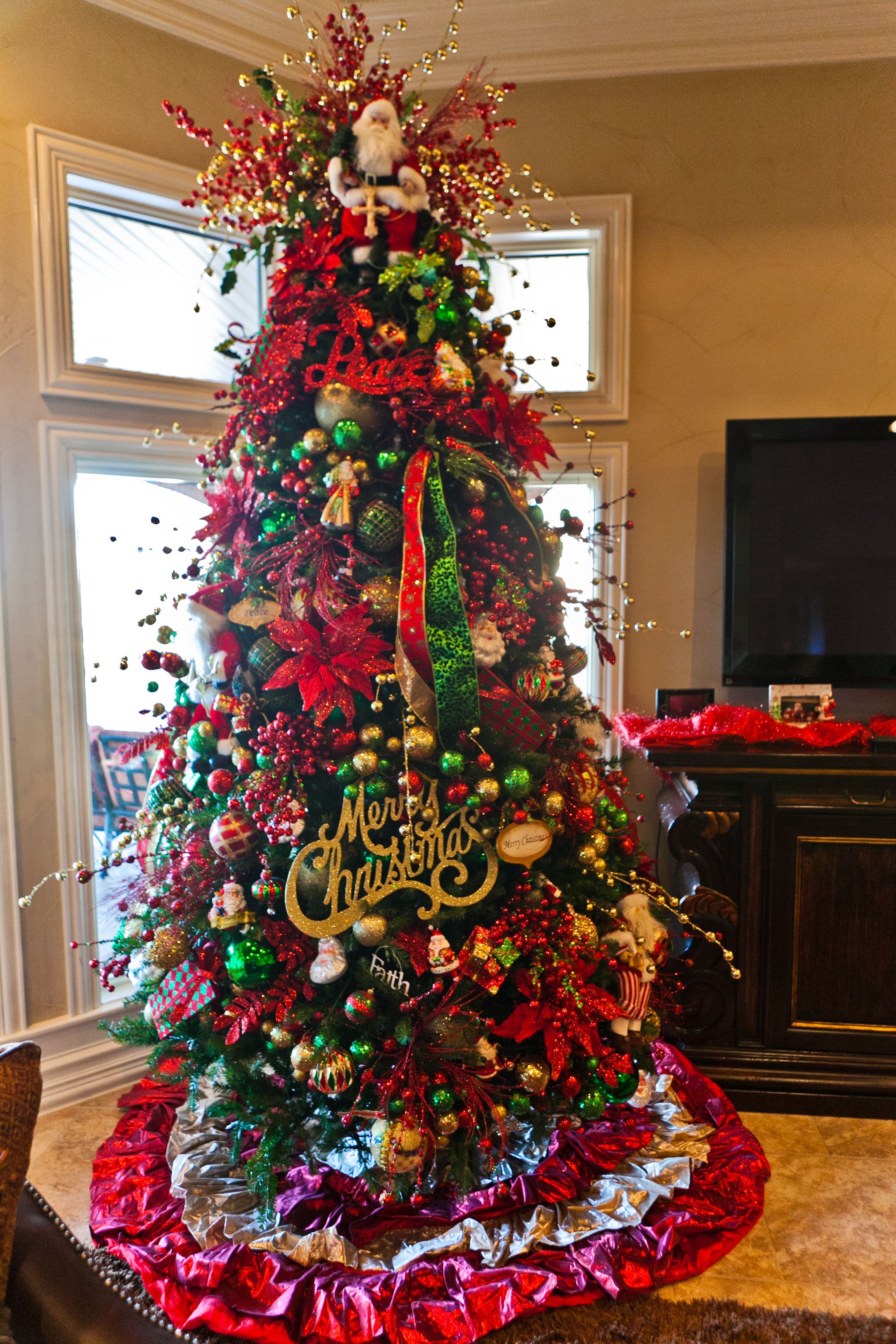 Red Gold And Green Christmas Tree Decorations