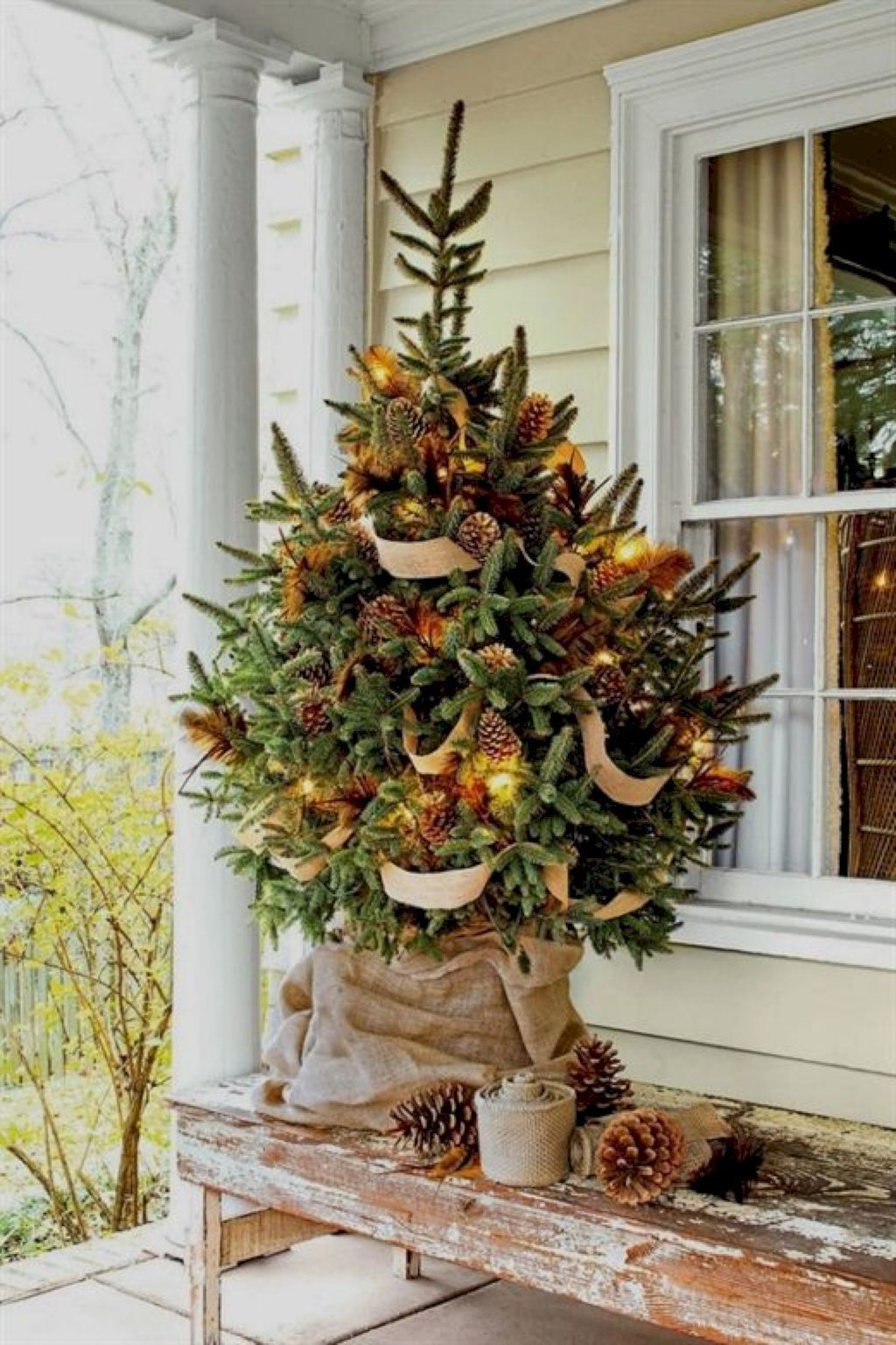 Rustic garland Christmas tree decor