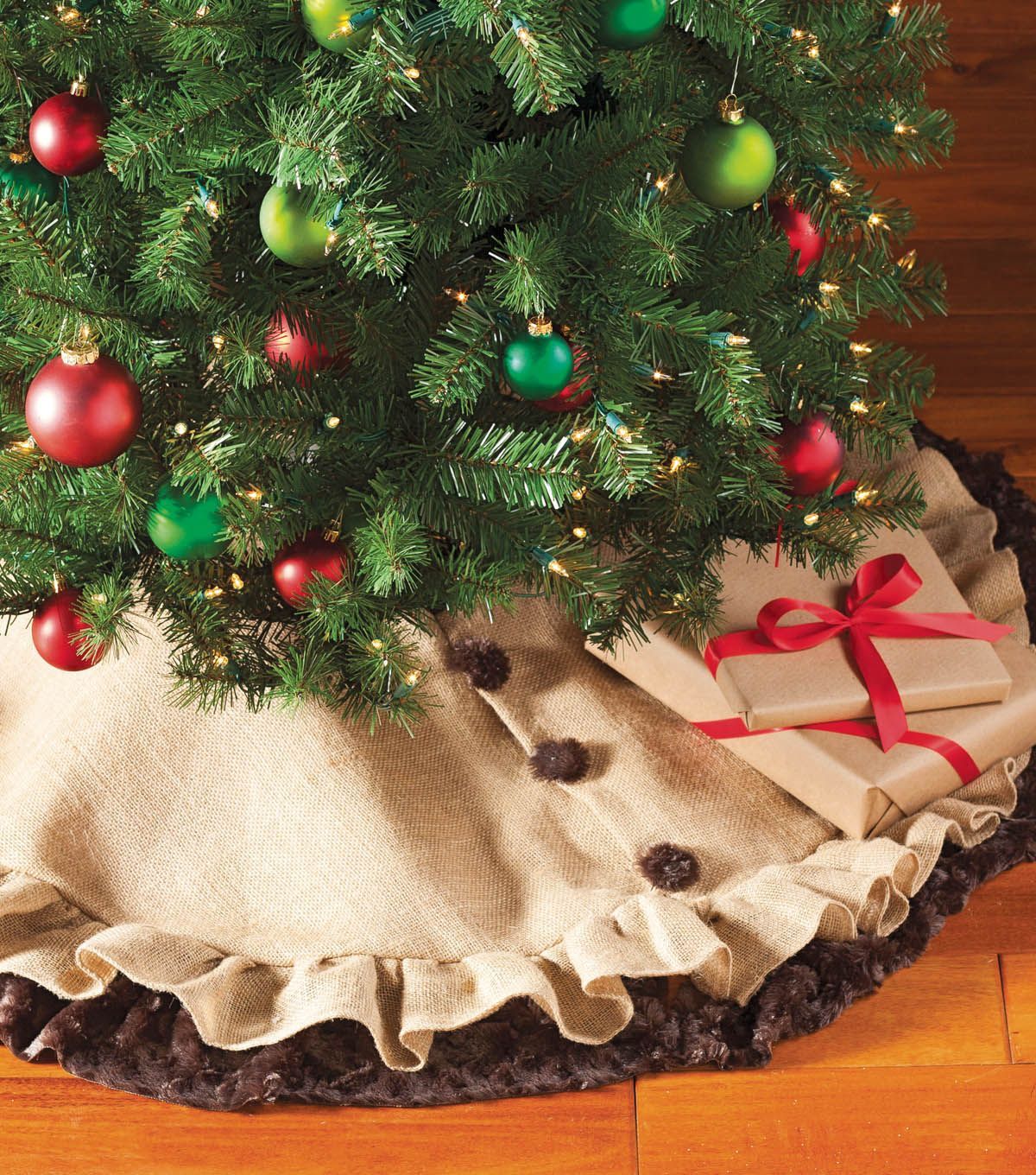 Rustic tree skirt Christmas decor