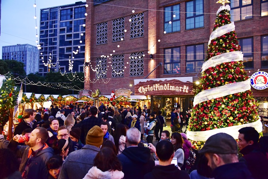 Shanghai Christmas Market