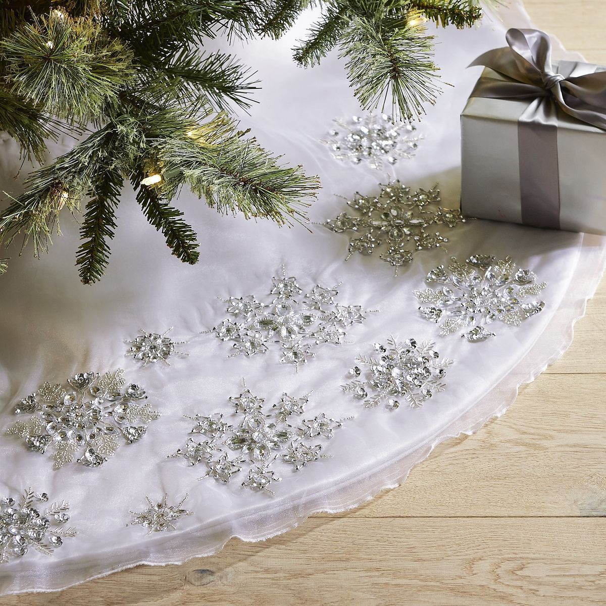 Silver Mesh Tree Skirt