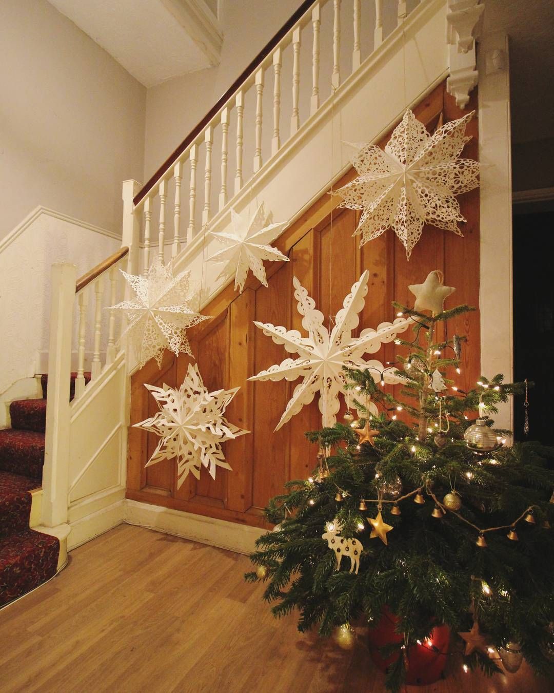 Snowflake Christmas Room Designs