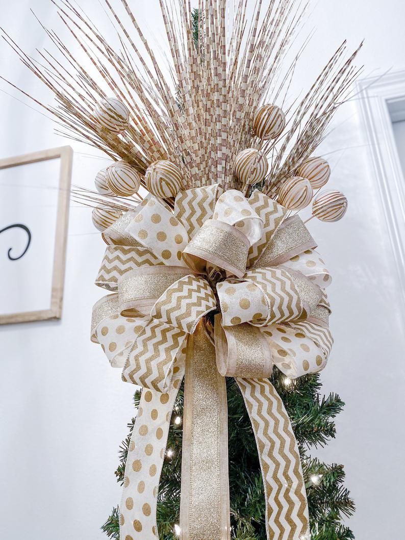 Tree Topper Bow Wreath