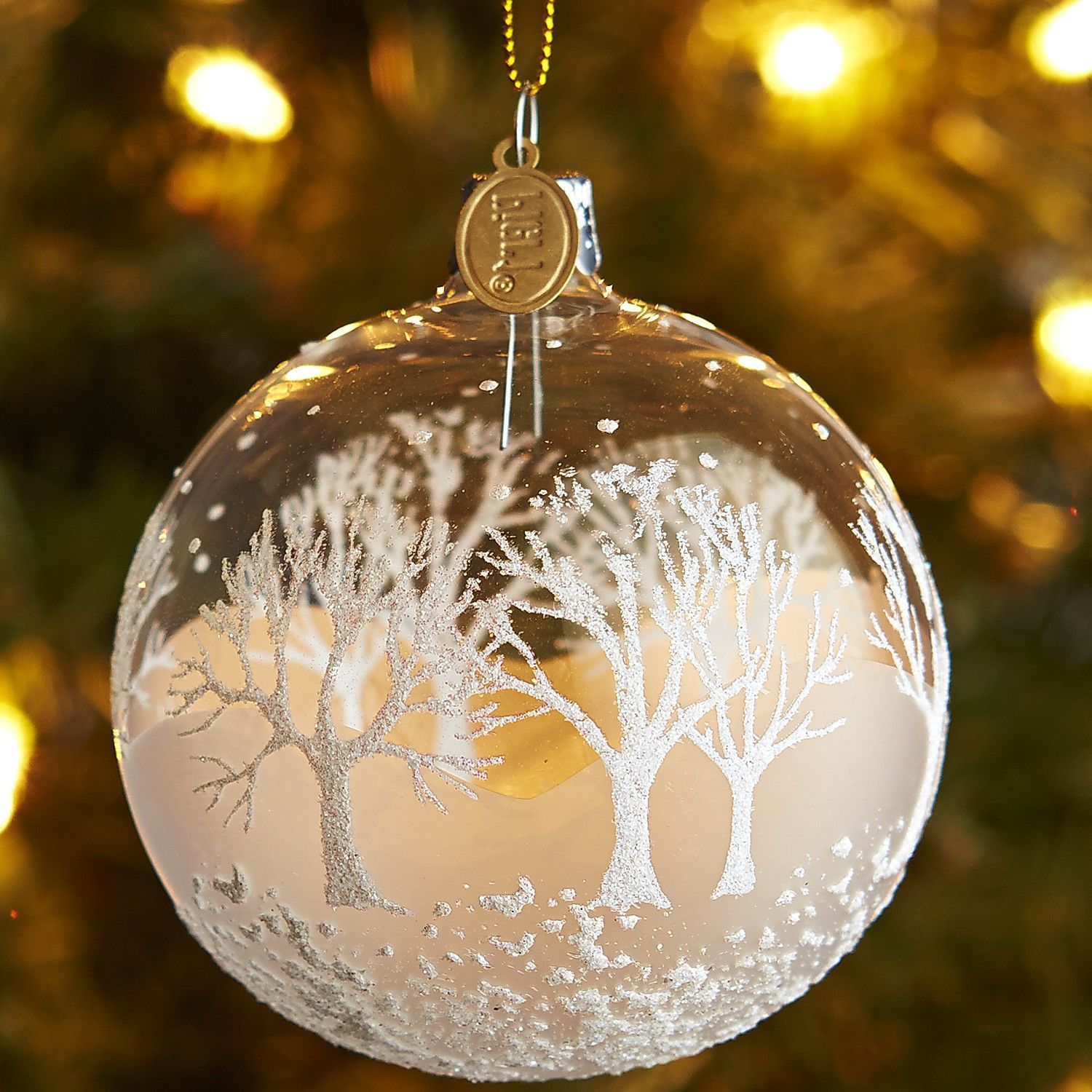 Unique White Christmas Tree Ornament Ideas