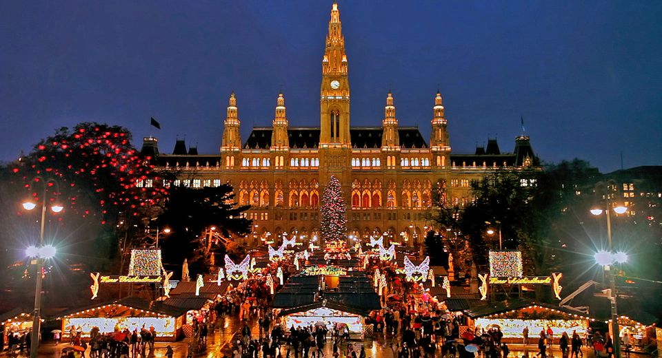 Vienna Christmas Market City Hall