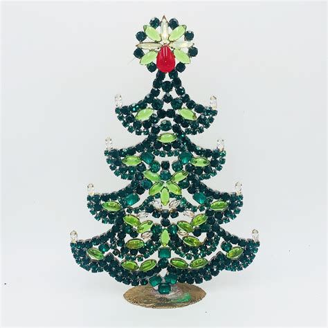 Vintage-inspired Christmas tree set