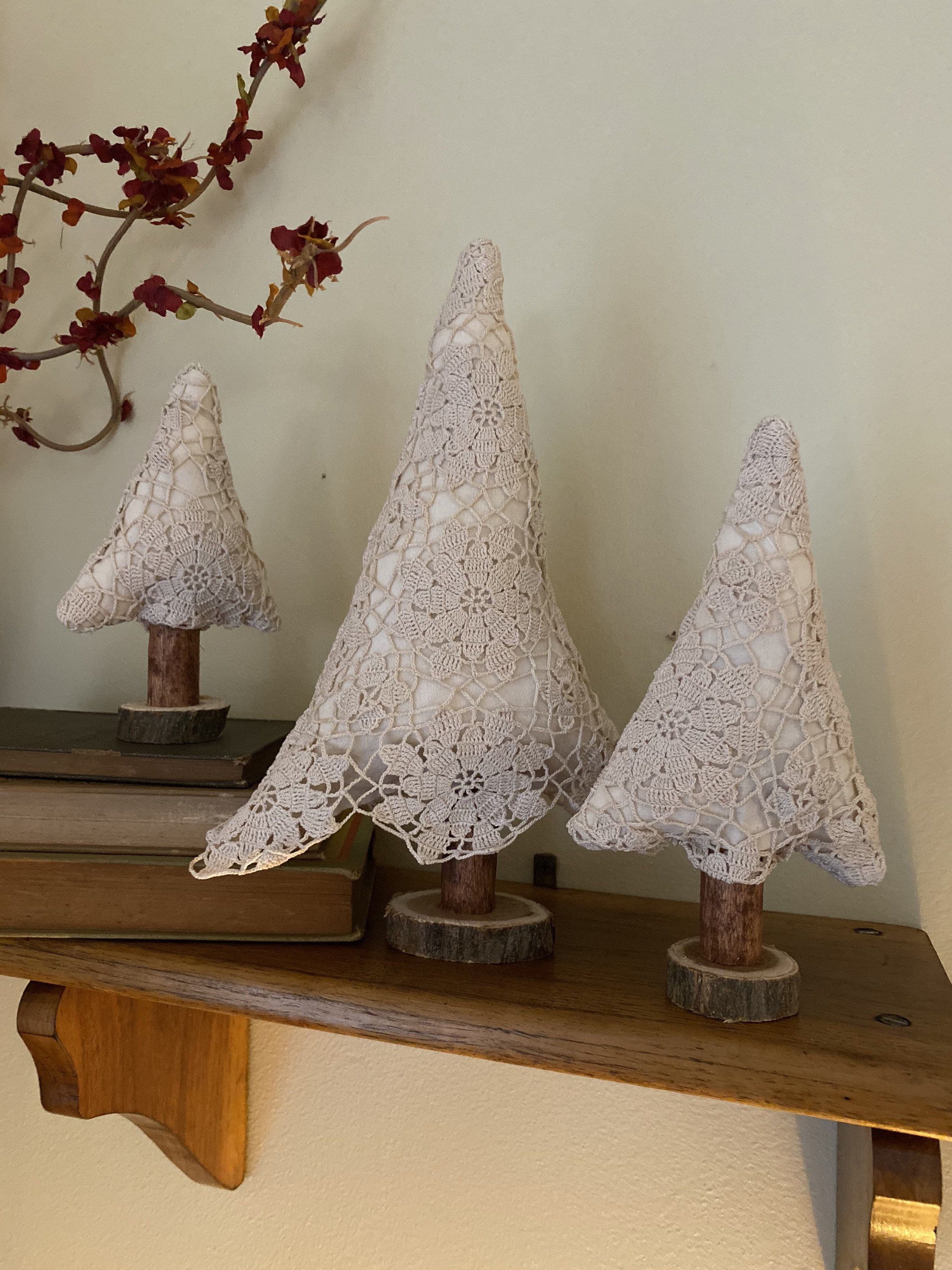 Vintage Lace Ribbon Christmas Tree