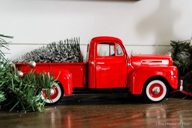 Vintage Red Truck Christmas Tree Picture 2