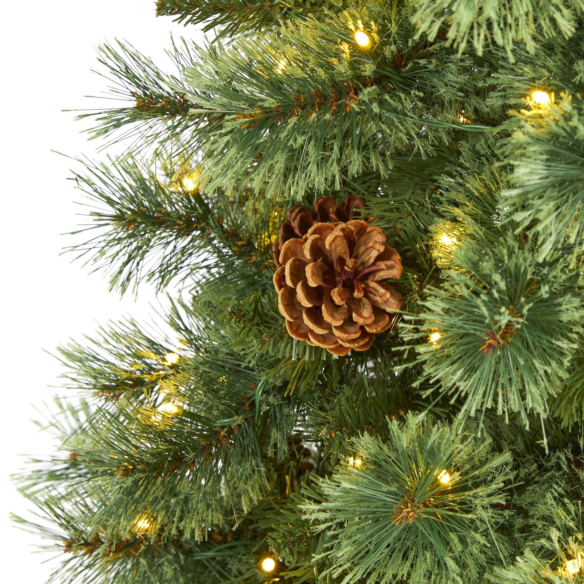 White Christmas Tree with Pinecones