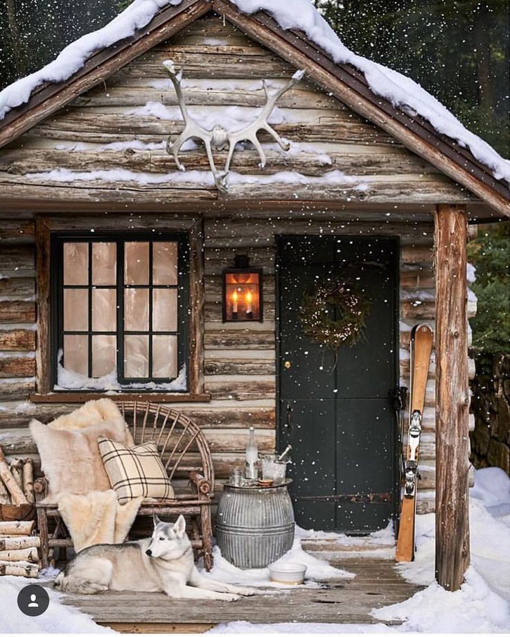 Cozy cottage Christmas rental