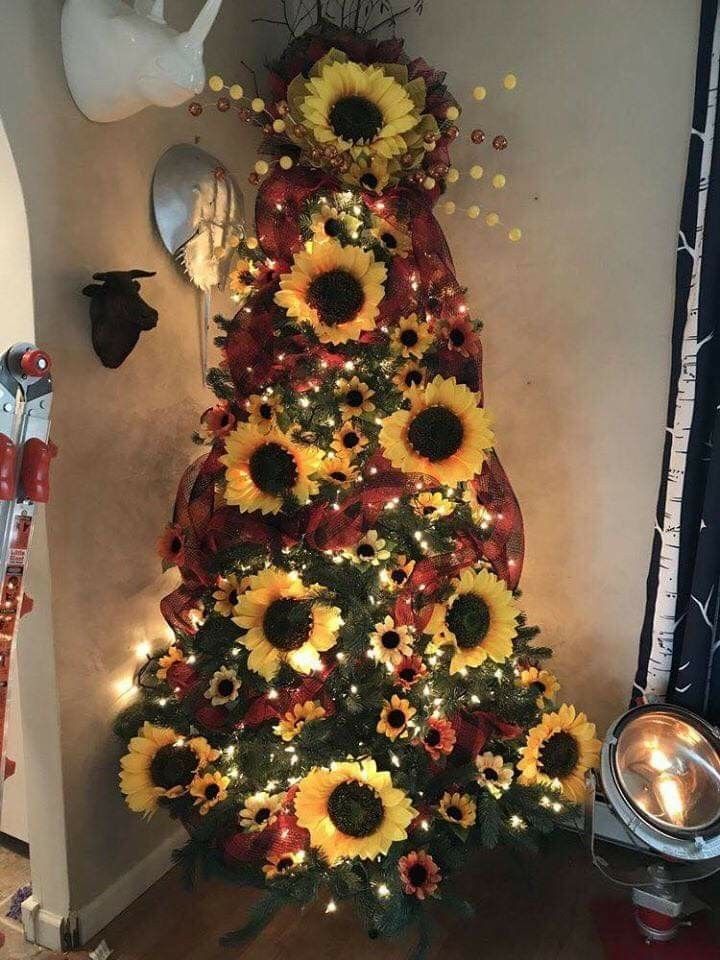 Big Flowers For Christmas Tree Decorations